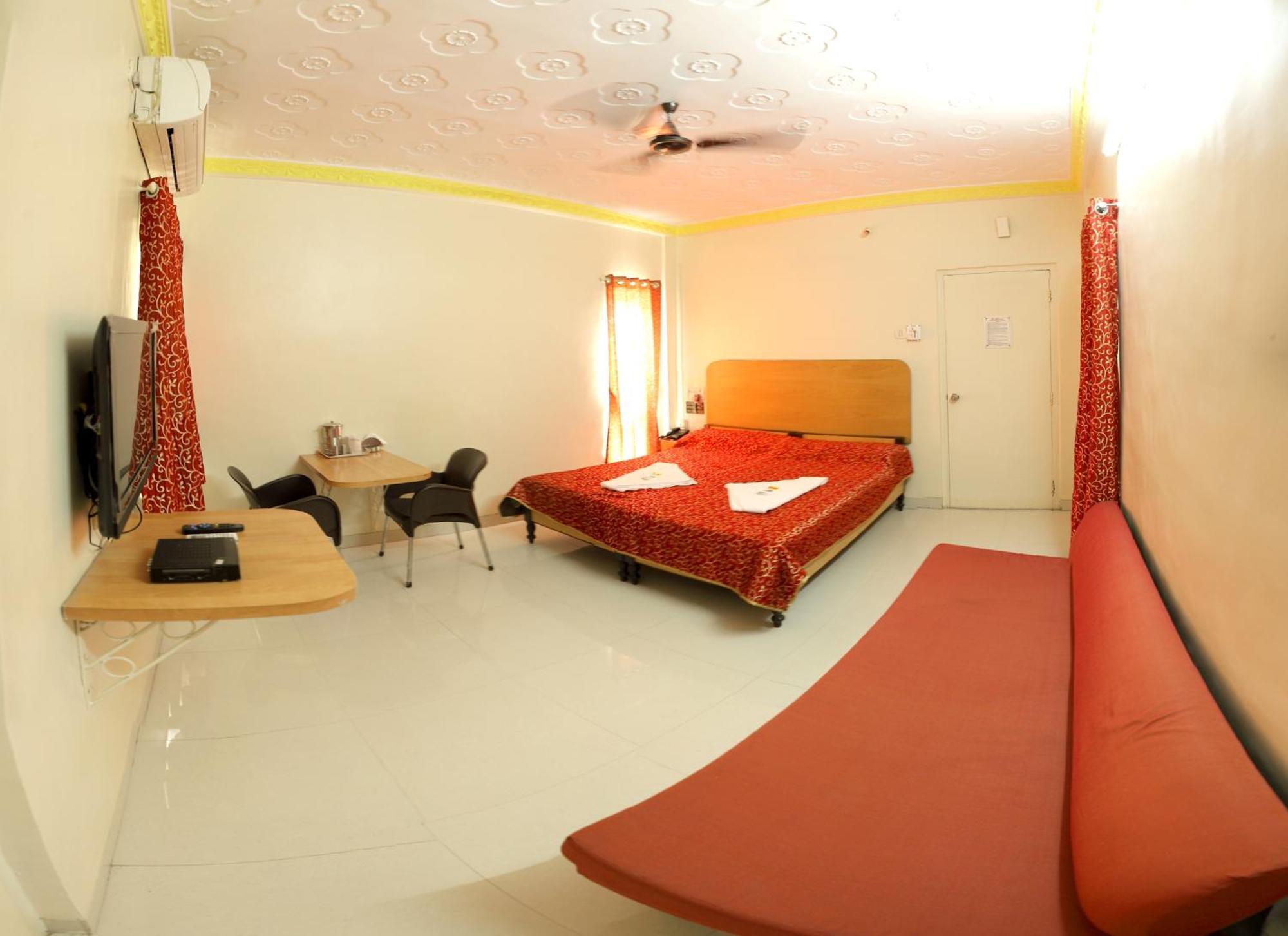 Hotel Panchavati 奥兰加巴德 外观 照片